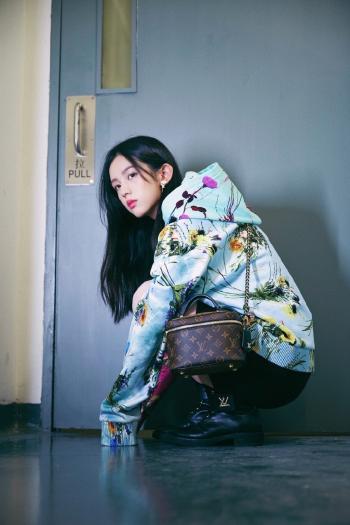 女星周也图片 _ 第(9)张