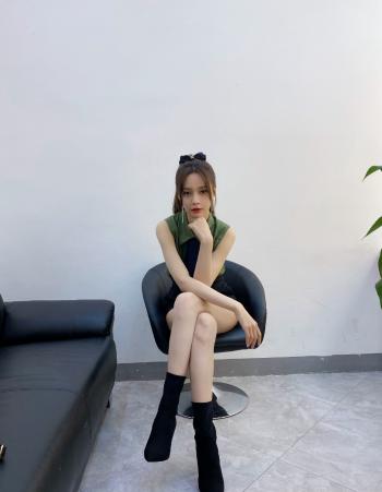 沈梦辰图片 _ 第(1)张