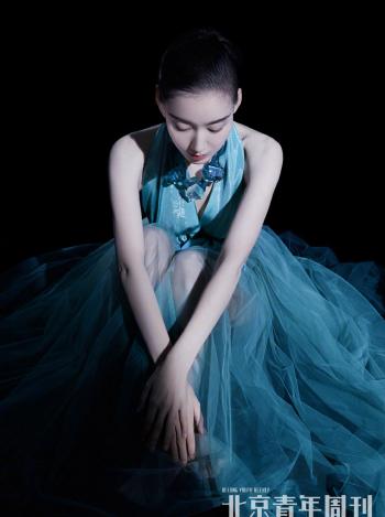 美女高露图片 _ 第(9)张