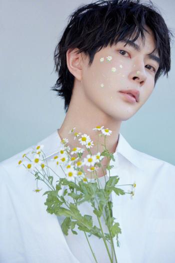 高清新疆乌鲁木齐男明星于朦胧清新少年感写真图片第2张