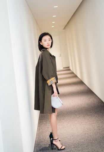 高清性感女星周依然轻甜少女风写真图片第6张