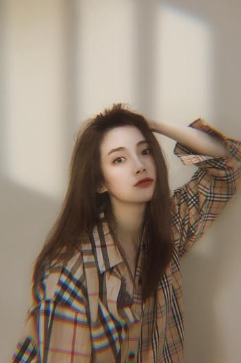 美女路晨图片 _ 第(4)张
