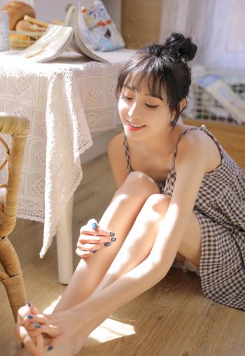 睡裙美女图片 _ 第(3)张