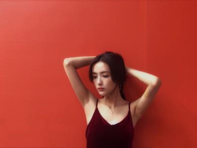 中国内地女演员孙嘉琪假期甜美自拍照图片第0张