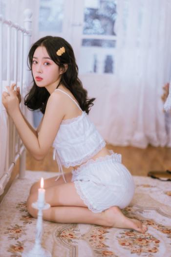 美女热裤图片 _ 第(9)张
