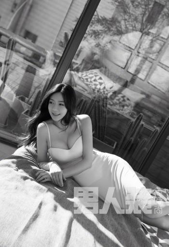 周韦彤仙气性感活动照图片第4张