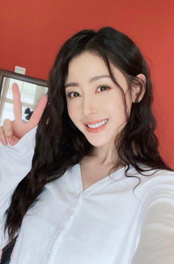 性感露脐装图片 _ 第(5)张