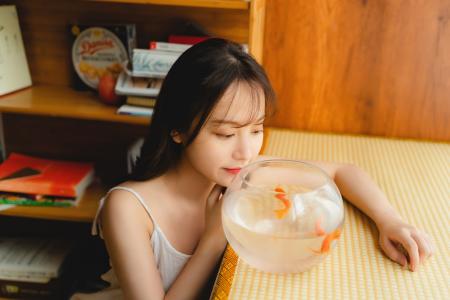 睡裙美女图片 _ 第(12)张