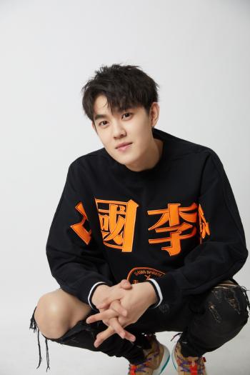 虞祎杰图片 _ 第(1)张