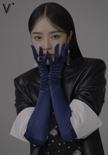 美女李莎图片 _ 第(1)张