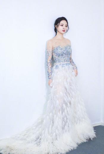 美女李莎图片 _ 第(6)张