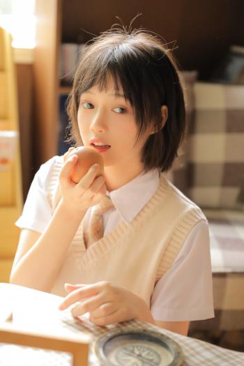 青春少女图片 _ 第(1)张