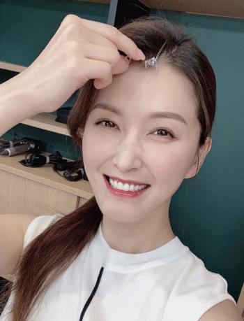 高清中国台湾美女徐洁儿情人节高清性感写真第0张