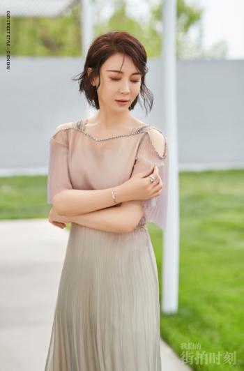 中国影视湖北黄石女演员性感红唇陈数彰显高贵冷艳第2张
