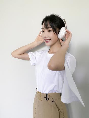 高清内地江苏省南京女演员宣璐樱花粉仙气写真图片第0张