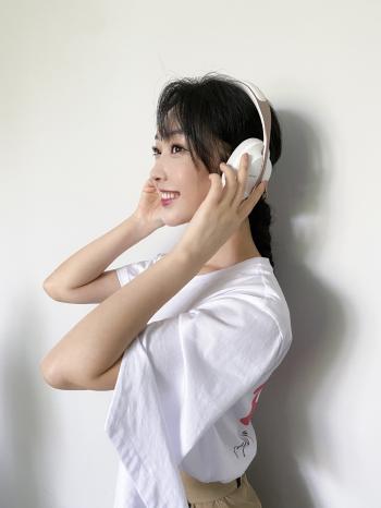 高清内地江苏省南京女演员宣璐樱花粉仙气写真图片第2张