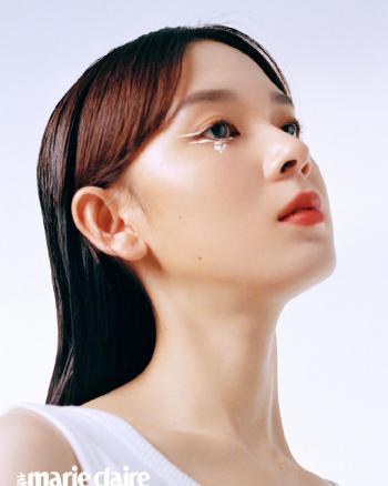 高清性感女星周也水滴妆时尚写真图片第4张