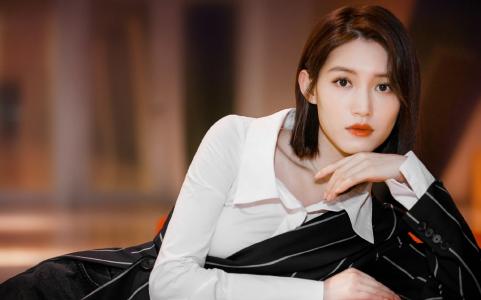 美女苏青图片 _ 第(3)张