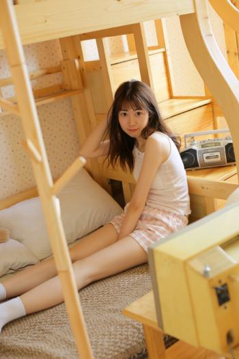 高清山东青岛美女李莎旻子甜美学院风写真图片第3张