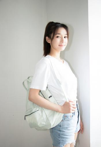 李若宁图片 _ 第(4)张