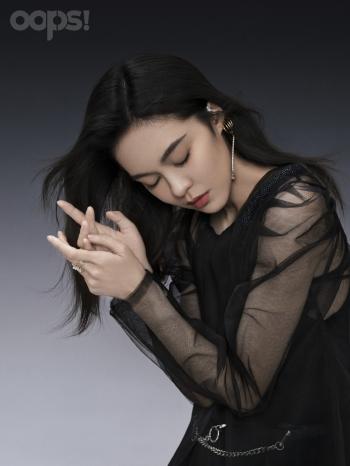 郁可唯图片 _ 第(1)张