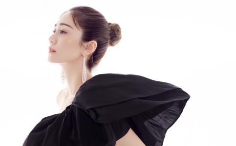 胡冰卿冰蓝系活泼明朗写真图片第3张