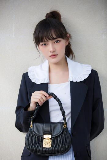 高清台湾美女文淇复古文艺高清手机壁纸第6张