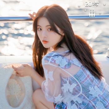 高清江苏性感美女星杨超越俏丽少女风写真图片第6张