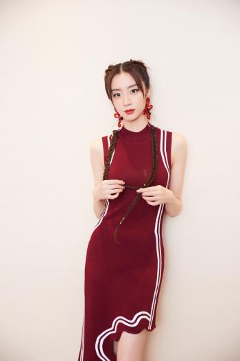 胡冰卿图片 _ 第(1)张