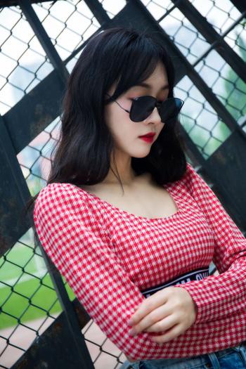 性感露脐装图片 _ 第(10)张