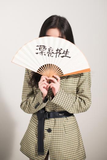 高清四川省遂宁美女鞠婧祎潮流时尚高清手机壁纸第3张