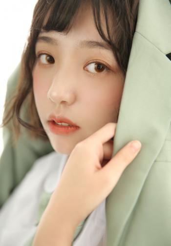 青春少女图片 _ 第(1)张