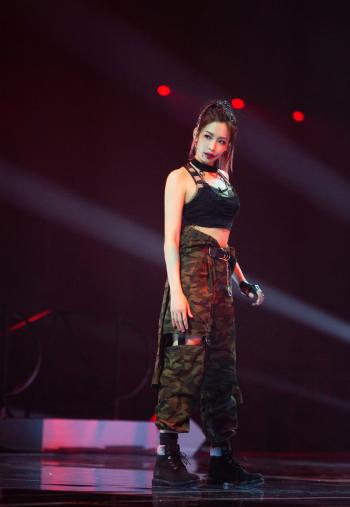 美国德州休斯顿女演员袁咏琳《乘风破浪的姐姐》第七期剧照图片第2张