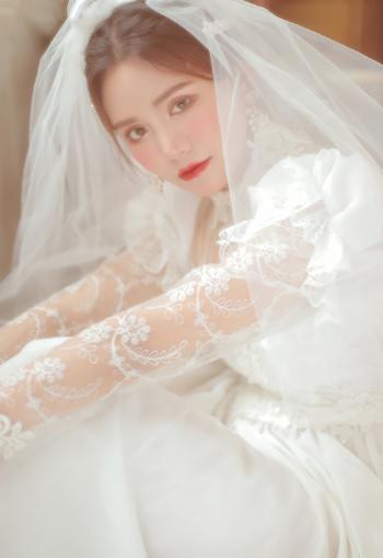 结婚礼服图片 _ 第(1)张