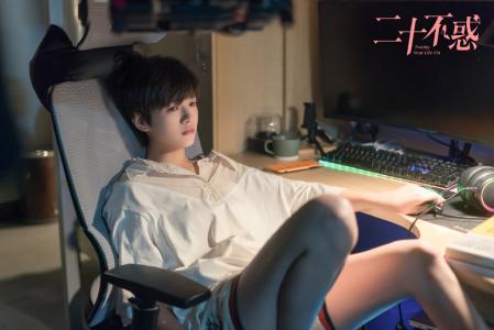 主持人章艳图片 中央电视台主持人章艳图片第0张