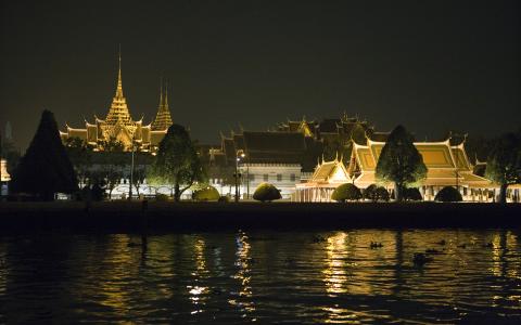最新高清苹果动漫美女琪露诺可爱搞怪桌面壁纸第3张