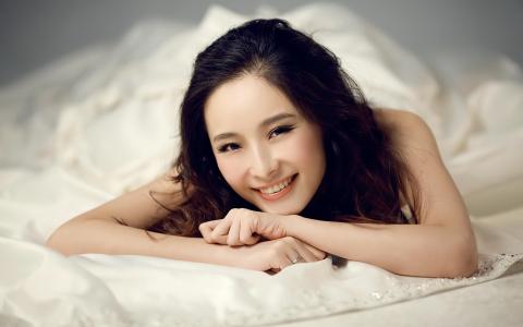 李曼图片 _ 第(1)张