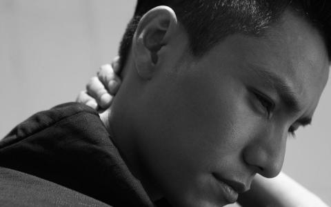 中国内地重庆男演员湖南卫视热播快男评委陈坤桌面壁纸第1张