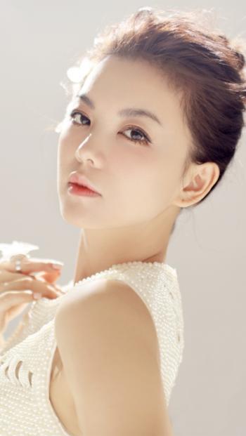女星李湘李湘蕾丝裙唯美手机壁纸第2张