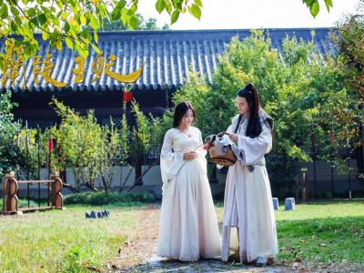 张含韵清新恬静居家写真图片第4张