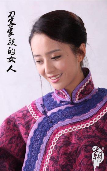 高清中国内地新疆伊犁影视女演员佟丽娅美艳性感高清桌面壁纸第0张