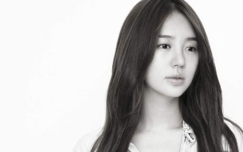 高清韩国首尔特别女明星女神尹恩惠YoonEunHye桌面壁纸下载第2张