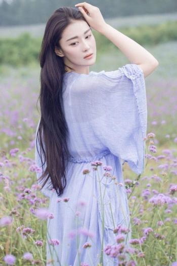 张馨予第0张