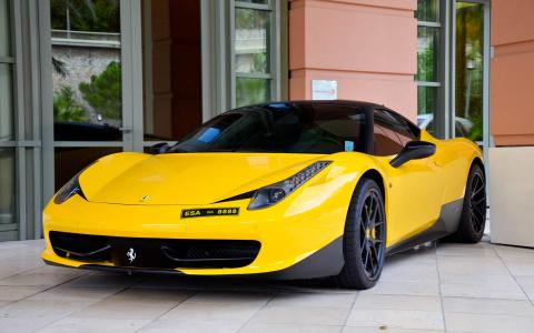 高清汽车图片意大利跑车Ferrari宽屏电脑桌面壁纸第4张