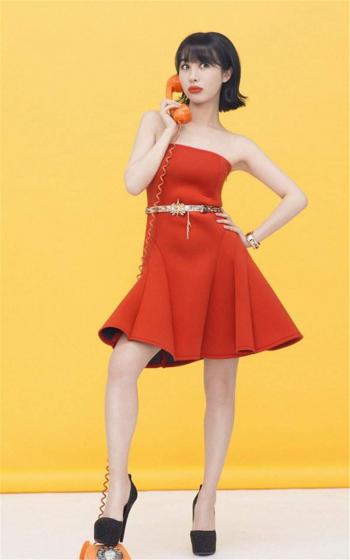 花儿与少年李菲儿青春派时尚写真手机壁纸第3张