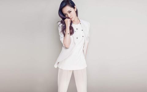 高清黑龙江省伊春美女张靓颖俏皮少女风减龄写真图片第3张