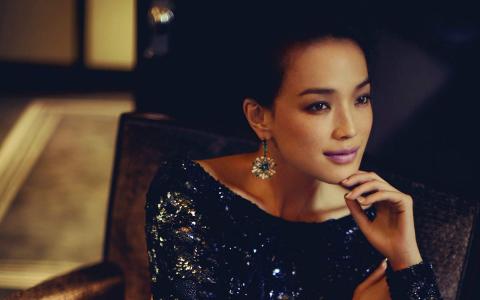 高清台湾省新北市新店影视女演员、模特舒淇时尚写真图片桌面壁纸第2张