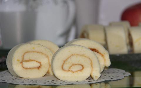 精选美味可口的瑞士卷蛋糕高清美食甜点桌面壁纸下载第一辑第4张