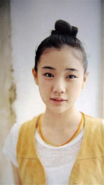性感美女高兮妍抚媚诱惑迷人写真图片合集(二)第3张