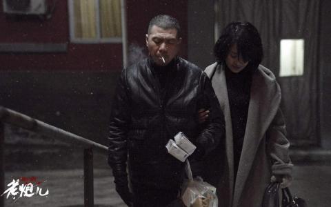 性感美女许晴白衬衫电脑桌面壁纸下载第0张
